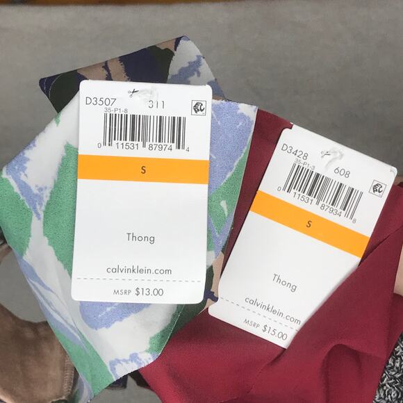 Calvin Klein Invisibles Thong Underwear 2 PAIR NWT - Picture 4 of 4